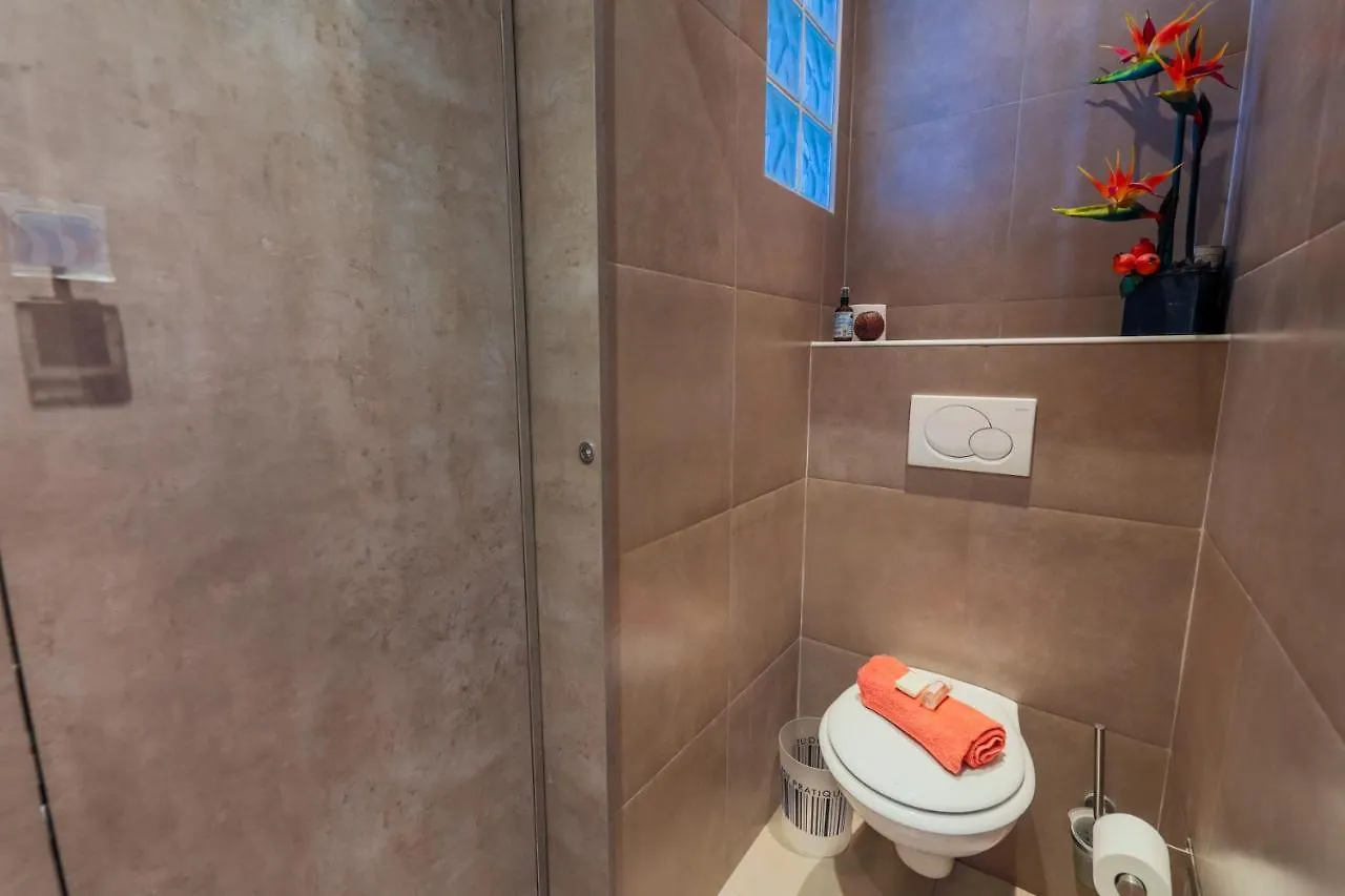 Apartment Victor Hugo Palais Ap3061 By Riviera Holiday Homes Nice France